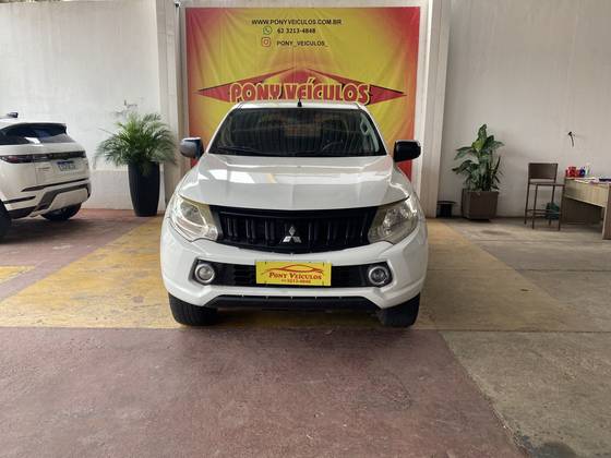 MITSUBISHI L200 TRITON 2.4 16V TURBO DIESEL SPORT GLX CD 4P 4X4 MANUAL